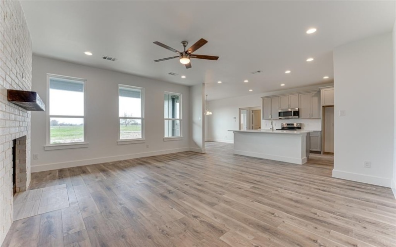 3232 Willow Road, Celeste, TX 75423, 4 Bedrooms Bedrooms, ,2 BathroomsBathrooms,Residential,For Sale,3232 Willow Road,20831670