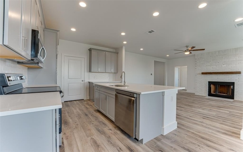 3232 Willow Road, Celeste, TX 75423, 4 Bedrooms Bedrooms, ,2 BathroomsBathrooms,Residential,For Sale,3232 Willow Road,20831670
