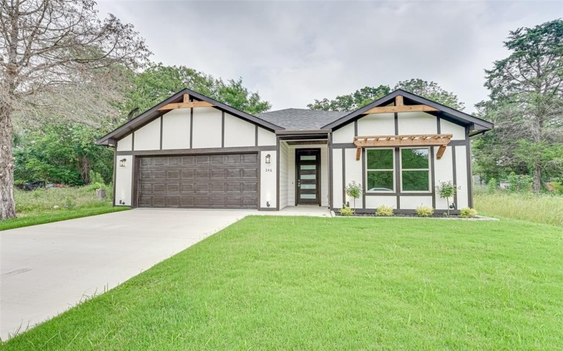 246 N Cherokee Shores Drive, Mabank, TX 75156, 3 Bedrooms Bedrooms, ,2 BathroomsBathrooms,Residential,For Sale,246 N Cherokee Shores Drive,20831794