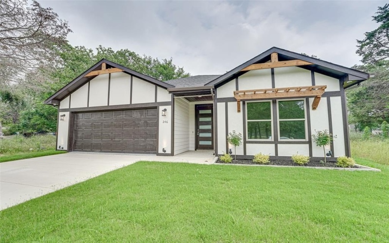 246 N Cherokee Shores Drive, Mabank, TX 75156, 3 Bedrooms Bedrooms, ,2 BathroomsBathrooms,Residential,For Sale,246 N Cherokee Shores Drive,20831794