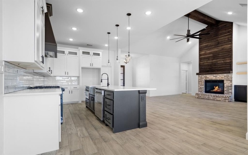 8636 Kassandra Drive, Sanger, TX 76266, 5 Bedrooms Bedrooms, ,3 BathroomsBathrooms,Residential,For Sale,8636 Kassandra Drive,20831888
