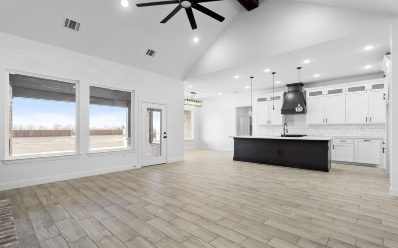 8636 Kassandra Drive, Sanger, TX 76266, 5 Bedrooms Bedrooms, ,3 BathroomsBathrooms,Residential,For Sale,8636 Kassandra Drive,20831888