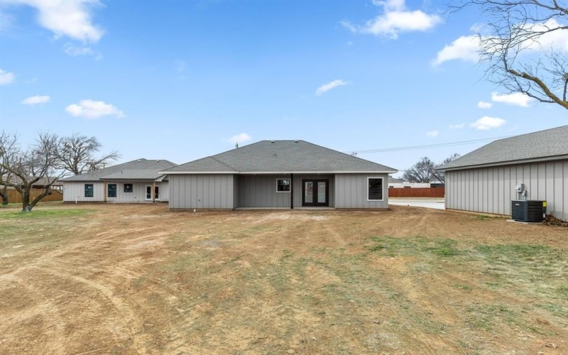 4695 Sisk Road, Wichita Falls, TX 76310, 3 Bedrooms Bedrooms, ,2 BathroomsBathrooms,Residential,For Sale,4695 Sisk Road,20832237