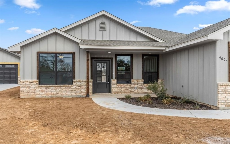 4695 Sisk Road, Wichita Falls, TX 76310, 3 Bedrooms Bedrooms, ,2 BathroomsBathrooms,Residential,For Sale,4695 Sisk Road,20832237