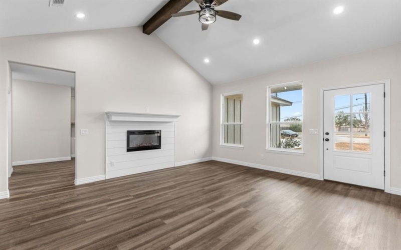 4695 Sisk Road, Wichita Falls, TX 76310, 3 Bedrooms Bedrooms, ,2 BathroomsBathrooms,Residential,For Sale,4695 Sisk Road,20832237