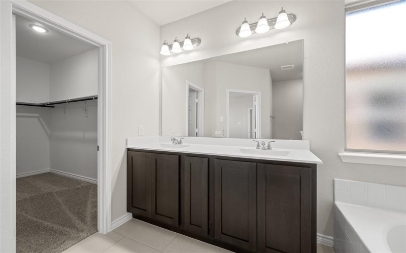 1902 Cheyenne Drive, Cleburne, TX 76033, 3 Habitaciones Habitaciones , ,2 BañosBaños,Residential,En Venta,1902 Cheyenne Drive,20832483