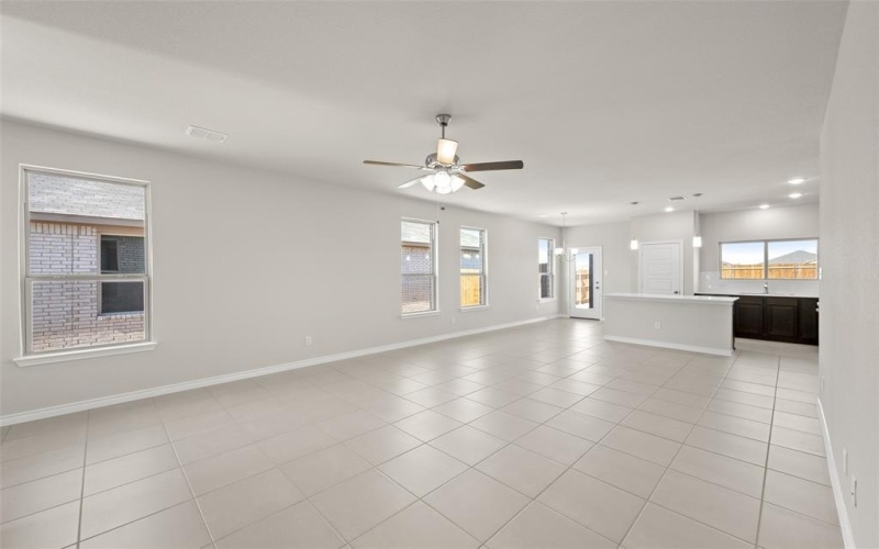 1902 Cheyenne Drive, Cleburne, TX 76033, 3 Habitaciones Habitaciones , ,2 BañosBaños,Residential,En Venta,1902 Cheyenne Drive,20832483