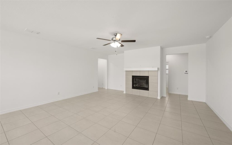 1904 Cheyenne Drive, Cleburne, TX 76033, 4 Bedrooms Bedrooms, ,2 BathroomsBathrooms,Residential,For Sale,1904 Cheyenne Drive,20832505