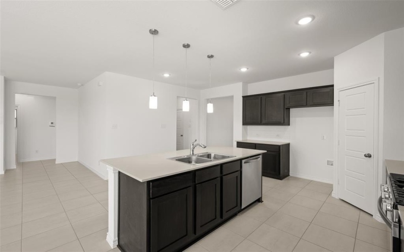 1904 Cheyenne Drive, Cleburne, TX 76033, 4 Bedrooms Bedrooms, ,2 BathroomsBathrooms,Residential,For Sale,1904 Cheyenne Drive,20832505