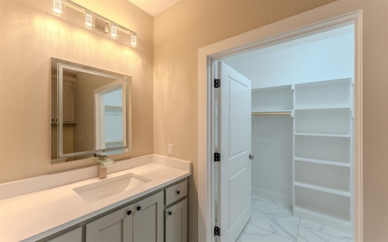102 BUFFALO SPRINGS Road, Mabank, TX 75156, 3 Bedrooms Bedrooms, ,2 BathroomsBathrooms,Residential,For Sale,102 BUFFALO SPRINGS Road,20832559