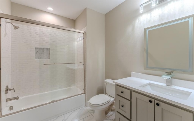 102 BUFFALO SPRINGS Road, Mabank, TX 75156, 3 Bedrooms Bedrooms, ,2 BathroomsBathrooms,Residential,For Sale,102 BUFFALO SPRINGS Road,20832559