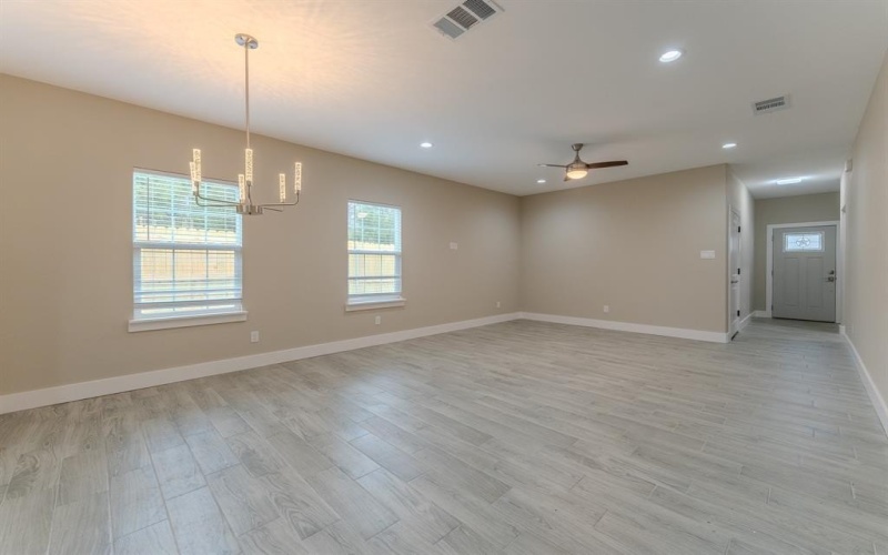 102 BUFFALO SPRINGS Road, Mabank, TX 75156, 3 Bedrooms Bedrooms, ,2 BathroomsBathrooms,Residential,For Sale,102 BUFFALO SPRINGS Road,20832559