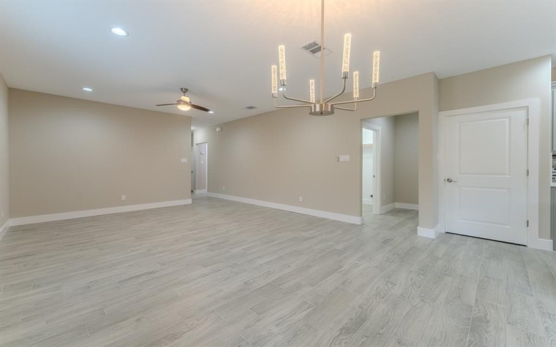 102 BUFFALO SPRINGS Road, Mabank, TX 75156, 3 Bedrooms Bedrooms, ,2 BathroomsBathrooms,Residential,For Sale,102 BUFFALO SPRINGS Road,20832559