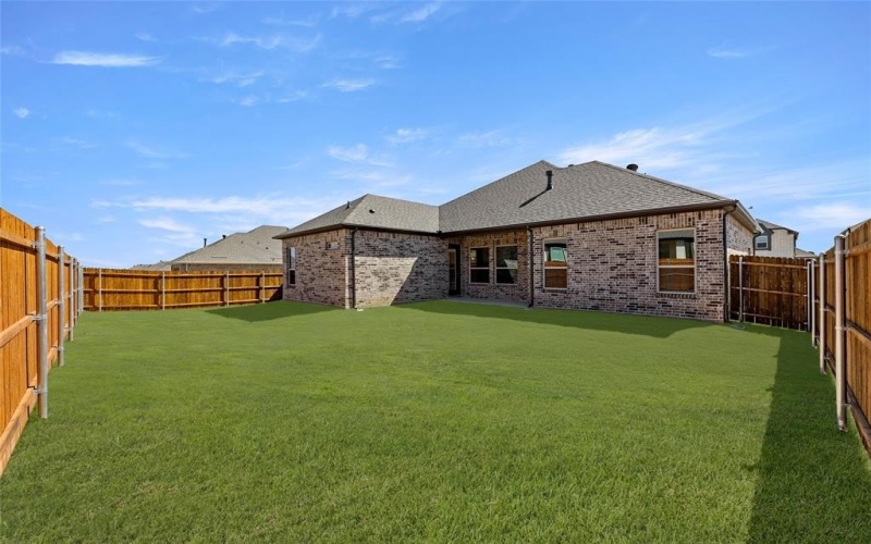 5616 Sweetwater Drive, Denton, TX 76226, 4 Bedrooms Bedrooms, ,3 BathroomsBathrooms,Residential,For Sale,5616 Sweetwater Drive,20832821