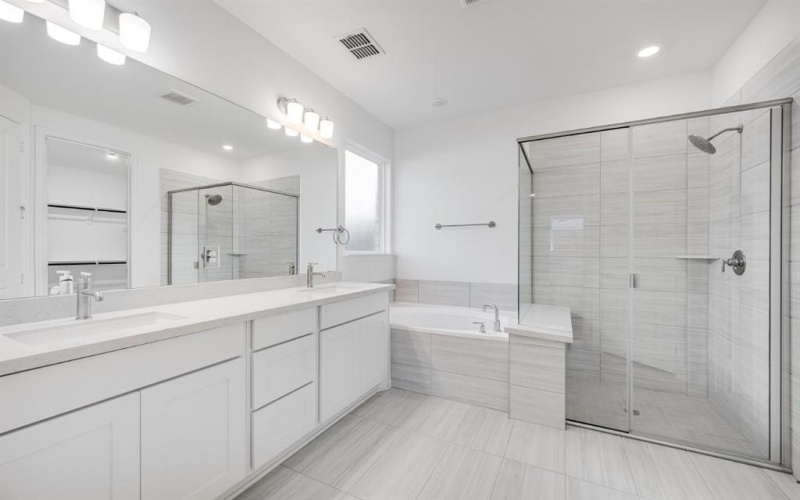 526 Chatham Street, Oak Point, TX 75068, 6 Bedrooms Bedrooms, ,6 BathroomsBathrooms,Residential,For Sale,526 Chatham Street,20832935