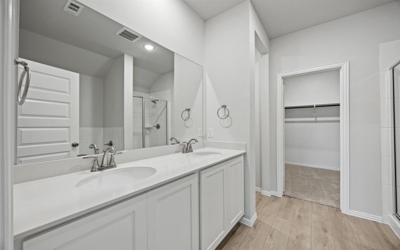 509 Hickory Ridge Drive, Van Alstyne, TX 75495, 4 Bedrooms Bedrooms, ,2 BathroomsBathrooms,Residential,For Sale,509 Hickory Ridge Drive,20833127