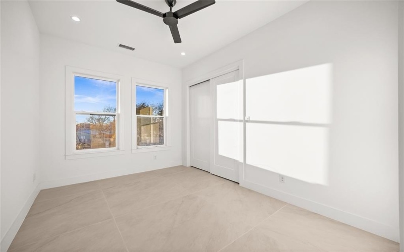 320 Lavender Drive, Richardson, TX 75081, 6 Habitaciones Habitaciones , ,6 BañosBaños,Residential,En Venta,320 Lavender Drive,0,20833146