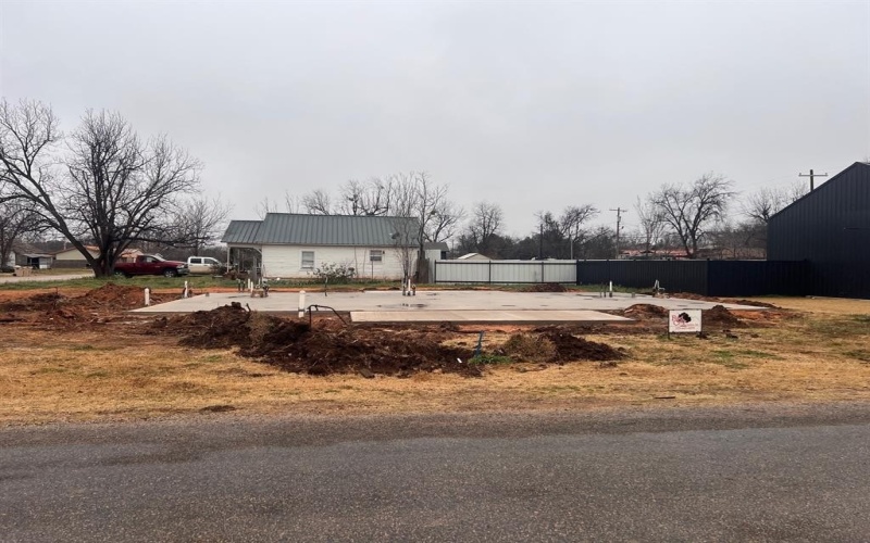 1001 S 6th Street, Merkel, TX 79536, 3 Bedrooms Bedrooms, ,2 BathroomsBathrooms,Residential,For Sale,1001 S 6th Street,20833180