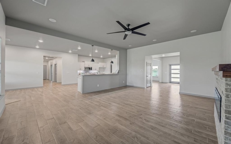 2558 W FM-1566, Celeste, TX 75423, 4 Bedrooms Bedrooms, ,2 BathroomsBathrooms,Residential,For Sale,2558 W FM-1566,20833192