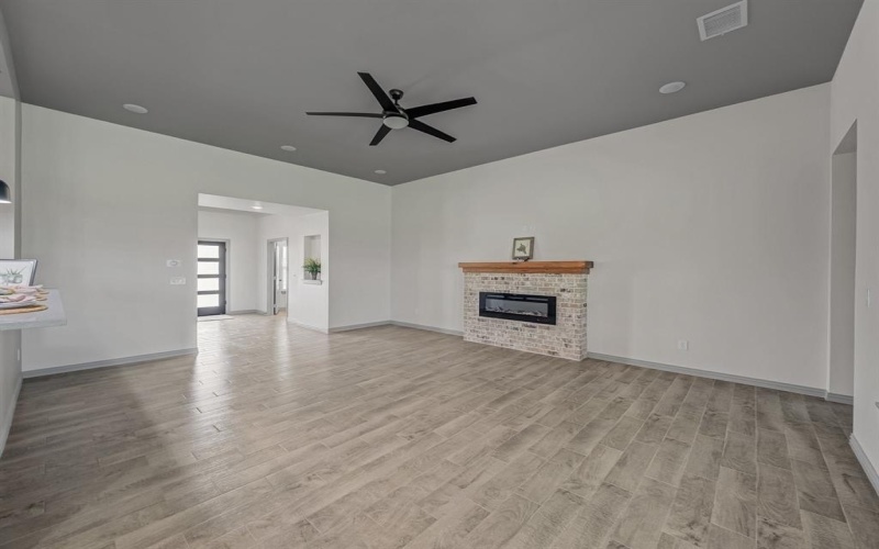 2558 W FM-1566, Celeste, TX 75423, 4 Bedrooms Bedrooms, ,2 BathroomsBathrooms,Residential,For Sale,2558 W FM-1566,20833192