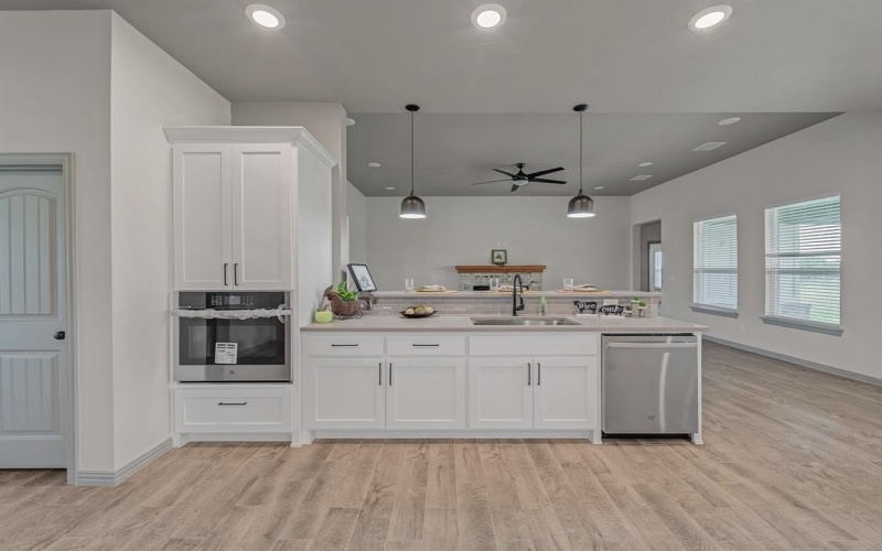2558 W FM-1566, Celeste, TX 75423, 4 Bedrooms Bedrooms, ,2 BathroomsBathrooms,Residential,For Sale,2558 W FM-1566,20833192