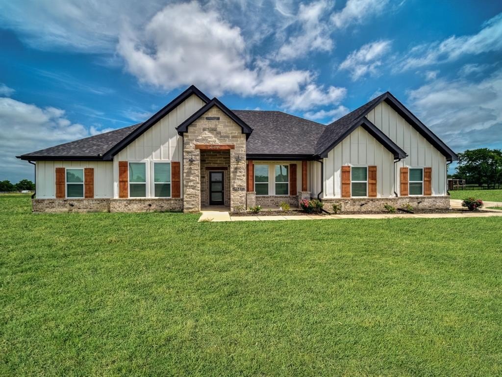2544 W FM 1566, Celeste, TX 75423, 4 Habitaciones Habitaciones , ,2 BañosBaños,Residential,En Venta,2544 W FM 1566,0,20833194