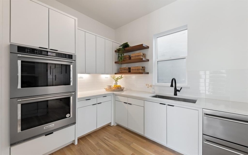 1909 Mcmillan Avenue, Dallas, TX 75206, 4 Habitaciones Habitaciones , ,5 BañosBaños,Residential,En Venta,1909 Mcmillan Avenue,20833625