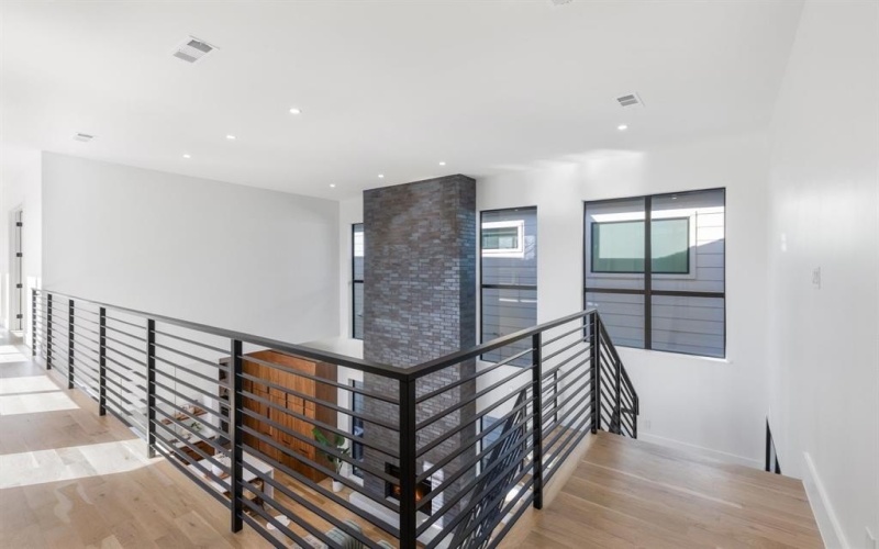 1909 Mcmillan Avenue, Dallas, TX 75206, 4 Habitaciones Habitaciones , ,5 BañosBaños,Residential,En Venta,1909 Mcmillan Avenue,20833625