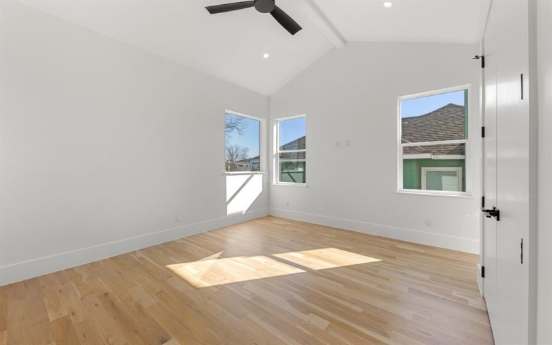 1909 Mcmillan Avenue, Dallas, TX 75206, 4 Habitaciones Habitaciones , ,5 BañosBaños,Residential,En Venta,1909 Mcmillan Avenue,20833625