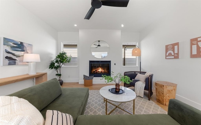 1909 Mcmillan Avenue, Dallas, TX 75206, 4 Habitaciones Habitaciones , ,5 BañosBaños,Residential,En Venta,1909 Mcmillan Avenue,20833625