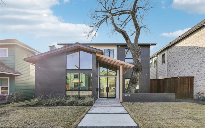 1909 Mcmillan Avenue, Dallas, TX 75206, 4 Habitaciones Habitaciones , ,5 BañosBaños,Residential,En Venta,1909 Mcmillan Avenue,20833625