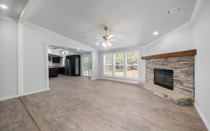 546 County Road 975, Mexia, TX 76667, 4 Bedrooms Bedrooms, ,3 BathroomsBathrooms,Residential,For Sale,546 County Road 975,20833731