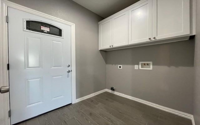 304 Avenue D, Ennis, TX 75119, 3 Habitaciones Habitaciones , ,2 BañosBaños,Residential,En Venta,304 Avenue D,20830411
