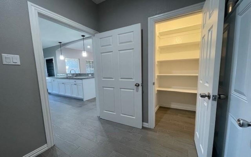 304 Avenue D, Ennis, TX 75119, 3 Habitaciones Habitaciones , ,2 BañosBaños,Residential,En Venta,304 Avenue D,20830411