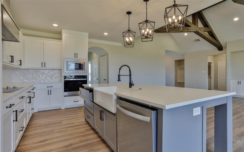 220 Braford Place, Venus, TX 76084, 4 Bedrooms Bedrooms, ,3 BathroomsBathrooms,Residential,For Sale,220 Braford Place,20833823