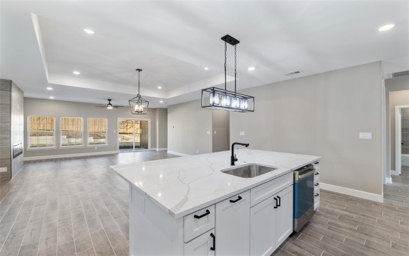 402 Lagoon Drive, Gun Barrel City, TX 75156, 3 Habitaciones Habitaciones , ,2 BañosBaños,Residential,En Venta,402 Lagoon Drive,20833838