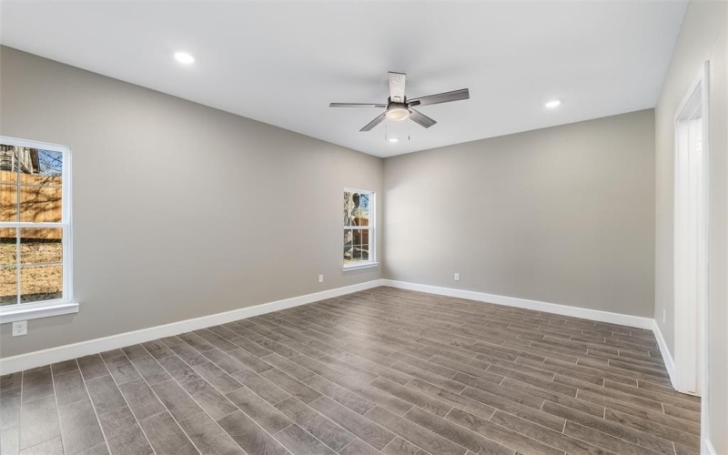 402 Lagoon Drive, Gun Barrel City, TX 75156, 3 Habitaciones Habitaciones , ,2 BañosBaños,Residential,En Venta,402 Lagoon Drive,20833838