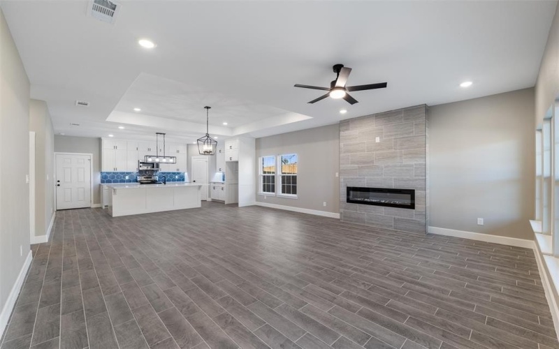 402 Lagoon Drive, Gun Barrel City, TX 75156, 3 Habitaciones Habitaciones , ,2 BañosBaños,Residential,En Venta,402 Lagoon Drive,20833838