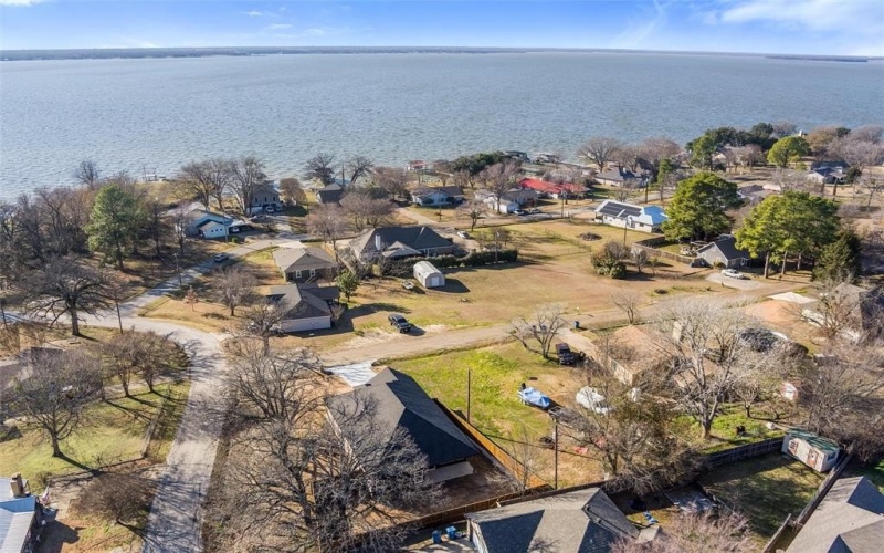 402 Lagoon Drive, Gun Barrel City, TX 75156, 3 Habitaciones Habitaciones , ,2 BañosBaños,Residential,En Venta,402 Lagoon Drive,20833838