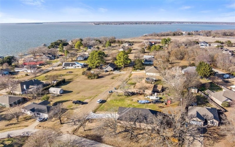 402 Lagoon Drive, Gun Barrel City, TX 75156, 3 Habitaciones Habitaciones , ,2 BañosBaños,Residential,En Venta,402 Lagoon Drive,20833838