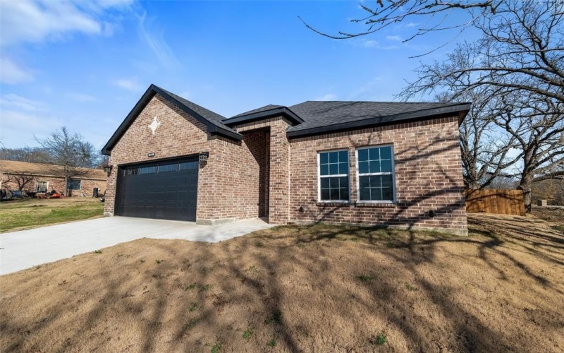 402 Lagoon Drive, Gun Barrel City, TX 75156, 3 Habitaciones Habitaciones , ,2 BañosBaños,Residential,En Venta,402 Lagoon Drive,20833838