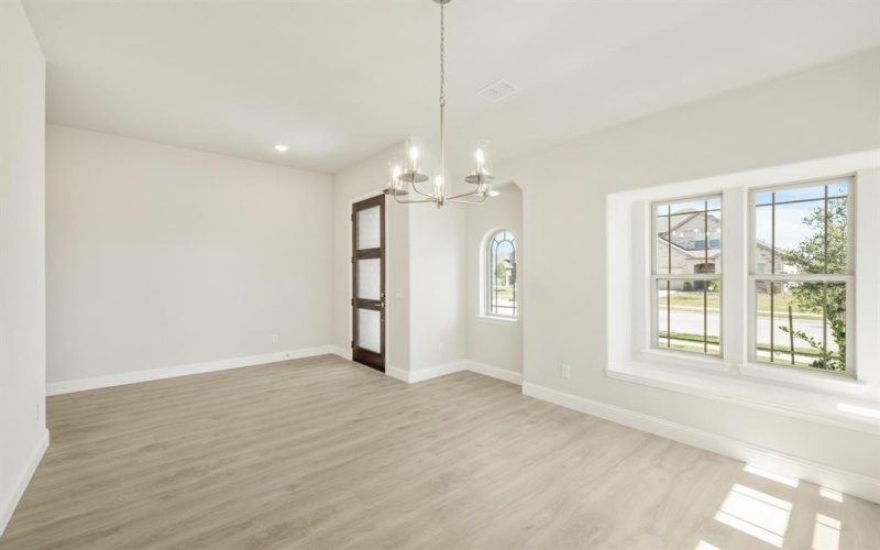 1016 Pineview Lane, Crowley, TX 76036, 4 Bedrooms Bedrooms, ,3 BathroomsBathrooms,Residential,For Sale,1016 Pineview Lane,20830464