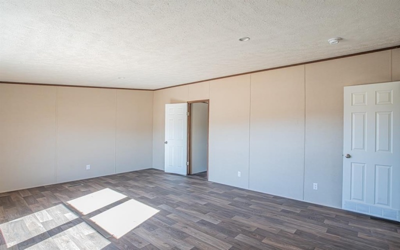 108 Draven Drive, Springtown, TX 76082, 5 Bedrooms Bedrooms, ,3 BathroomsBathrooms,Residential,For Sale,108 Draven Drive,20834001