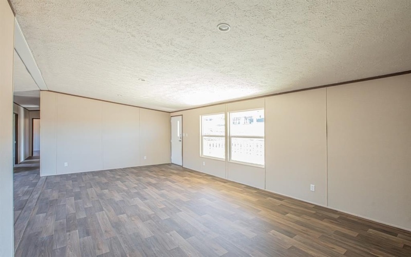 108 Draven Drive, Springtown, TX 76082, 5 Bedrooms Bedrooms, ,3 BathroomsBathrooms,Residential,For Sale,108 Draven Drive,20834001