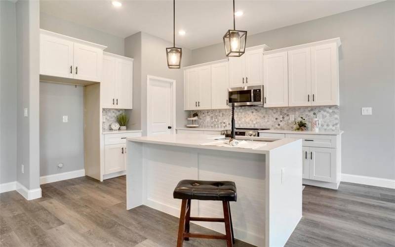 5813 Stonegate Circle, Granbury, TX 76048, 3 Habitaciones Habitaciones , ,2 BañosBaños,Residential,En Venta,5813 Stonegate Circle,20834052