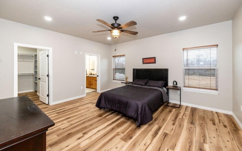 181 Trinity Circle, Bowie, TX 76230, 3 Bedrooms Bedrooms, ,2 BathroomsBathrooms,Residential,For Sale,181 Trinity Circle,20830627