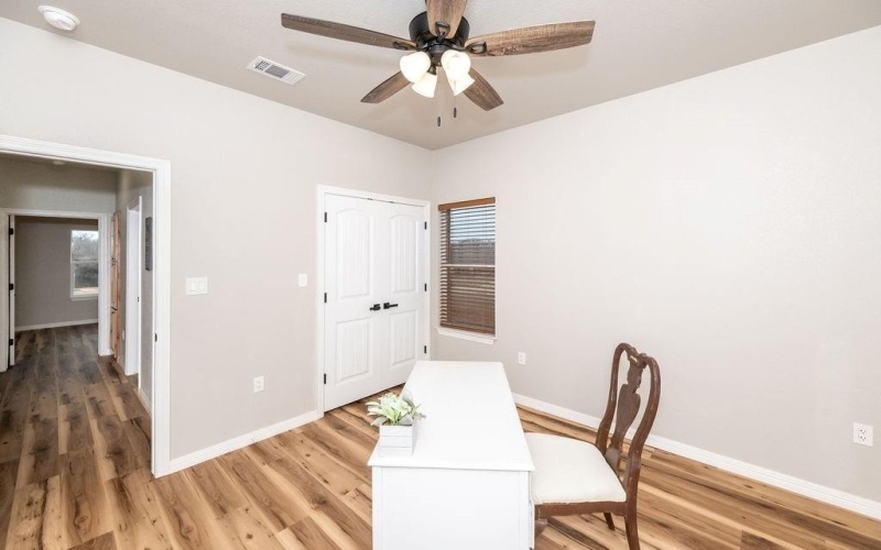 181 Trinity Circle, Bowie, TX 76230, 3 Bedrooms Bedrooms, ,2 BathroomsBathrooms,Residential,For Sale,181 Trinity Circle,20830627