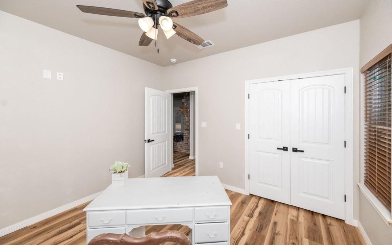 181 Trinity Circle, Bowie, TX 76230, 3 Bedrooms Bedrooms, ,2 BathroomsBathrooms,Residential,For Sale,181 Trinity Circle,20830627
