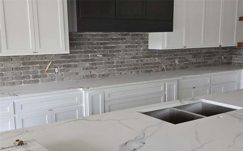 3080 Glen Oaks Drive, Waxahachie, TX 75165, 4 Bedrooms Bedrooms, ,3 BathroomsBathrooms,Residential,For Sale,3080 Glen Oaks Drive,20830708