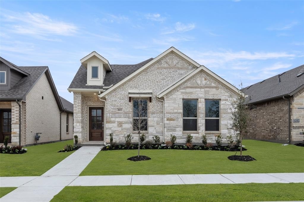 2833 Livestock, Midlothian, TX 76065, 3 Bedrooms Bedrooms, ,2 BathroomsBathrooms,Residential,For Sale,2833 Livestock,20830784